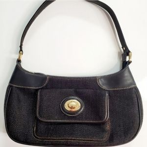 Atienne Aigner small shoulder bag. EUC. 13x7